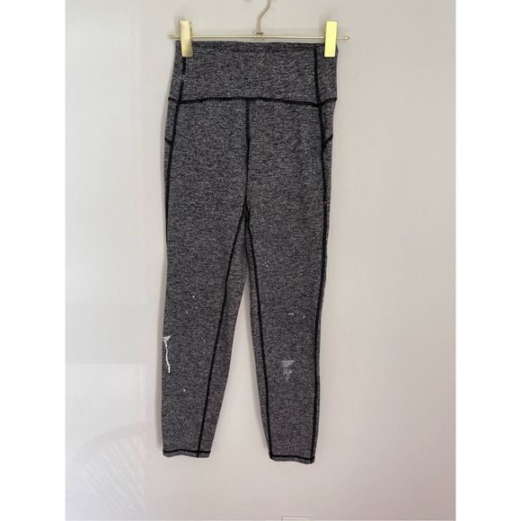 LULULEMON Gray Leggings Size 4 - Picture 1 of 5